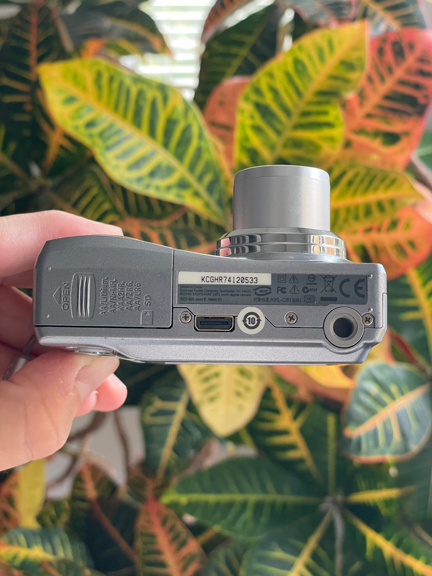 Kodak EasyShare C813 8.2 MP Digital Camera Bundle - Grey