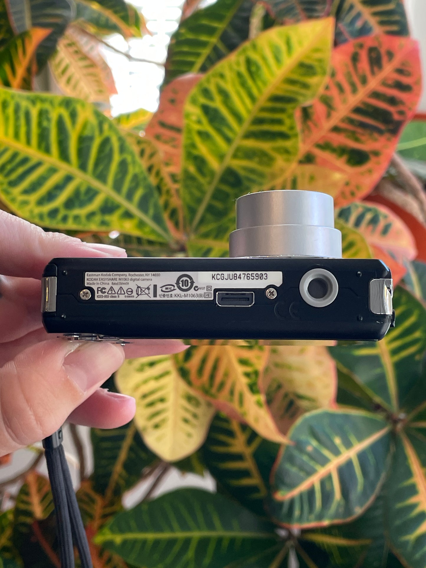 Kodak EasyShare M1063 10.3 MP Digital Camera Bundle - Black