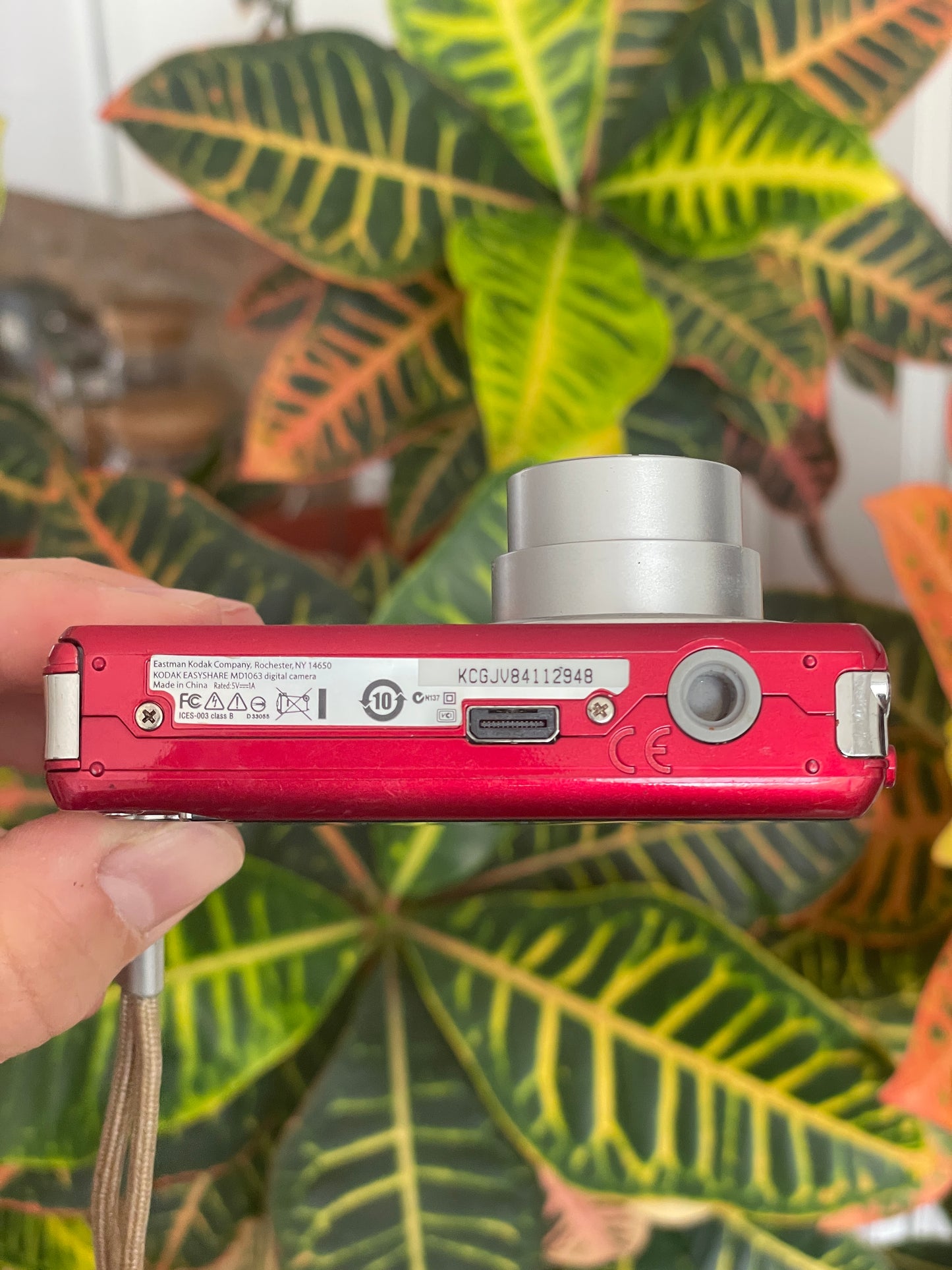 Kodak EasyShare MD1063 10.3 MP Digital Camera Bundle - Red