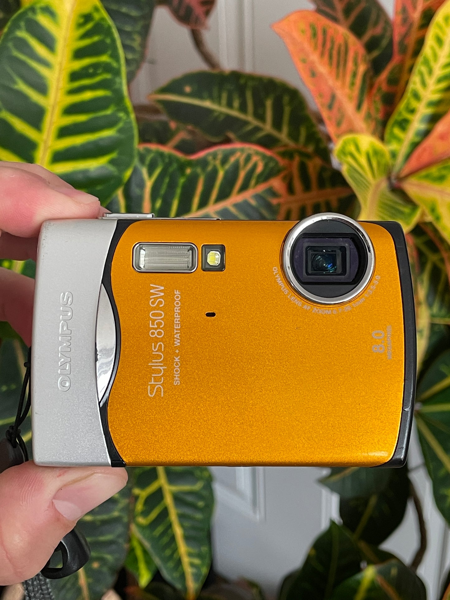 Olympus Stylus 850 SW 8.0 MP Digital Camera Bundle - Orange