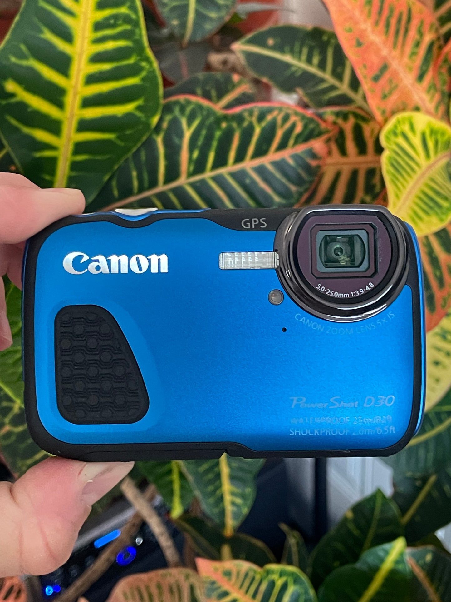 Canon PowerShot D30 12.1 MP Digital Camera Bundle - Blue