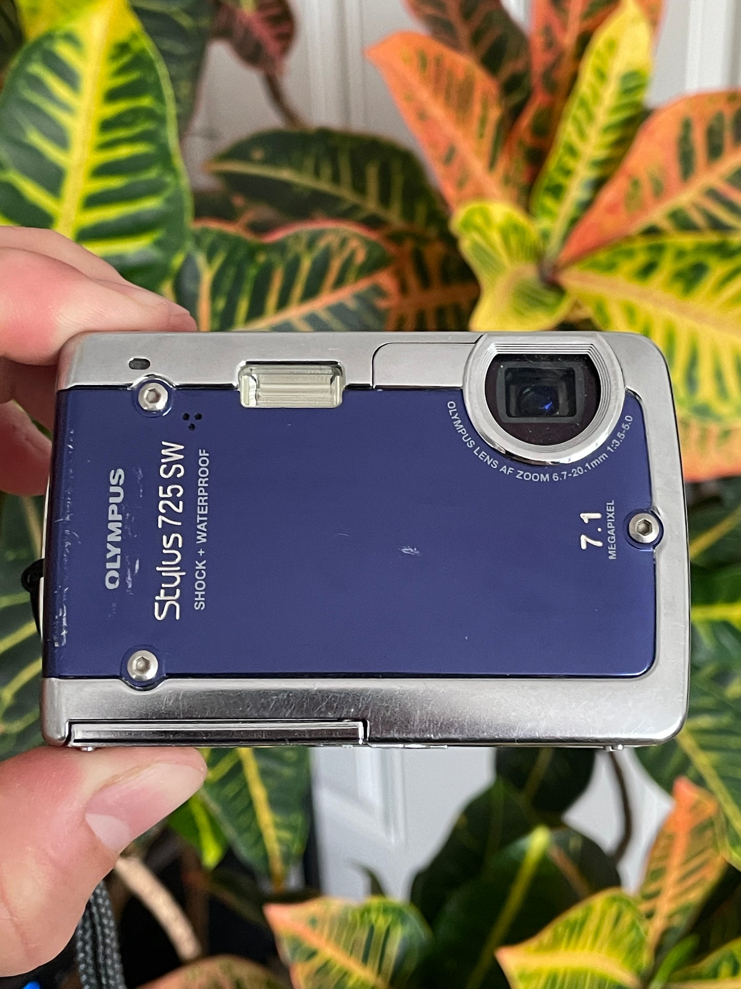 Olympus Stylus 725 SW 7.1 MP Digital Camera Bundle - Blue