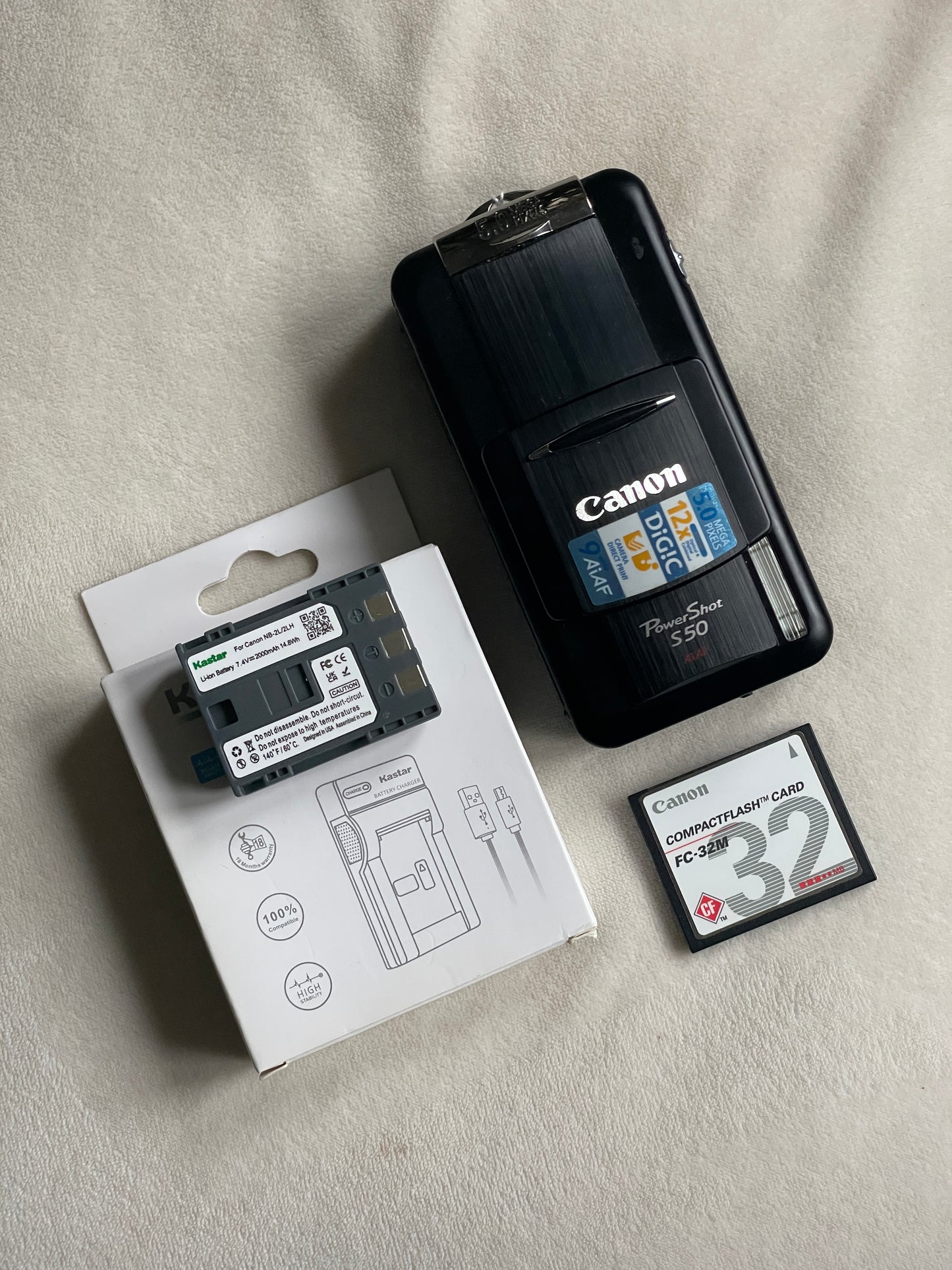 Canon PowerShot S50 5.0 MP Digital Camera Bundle - Black
