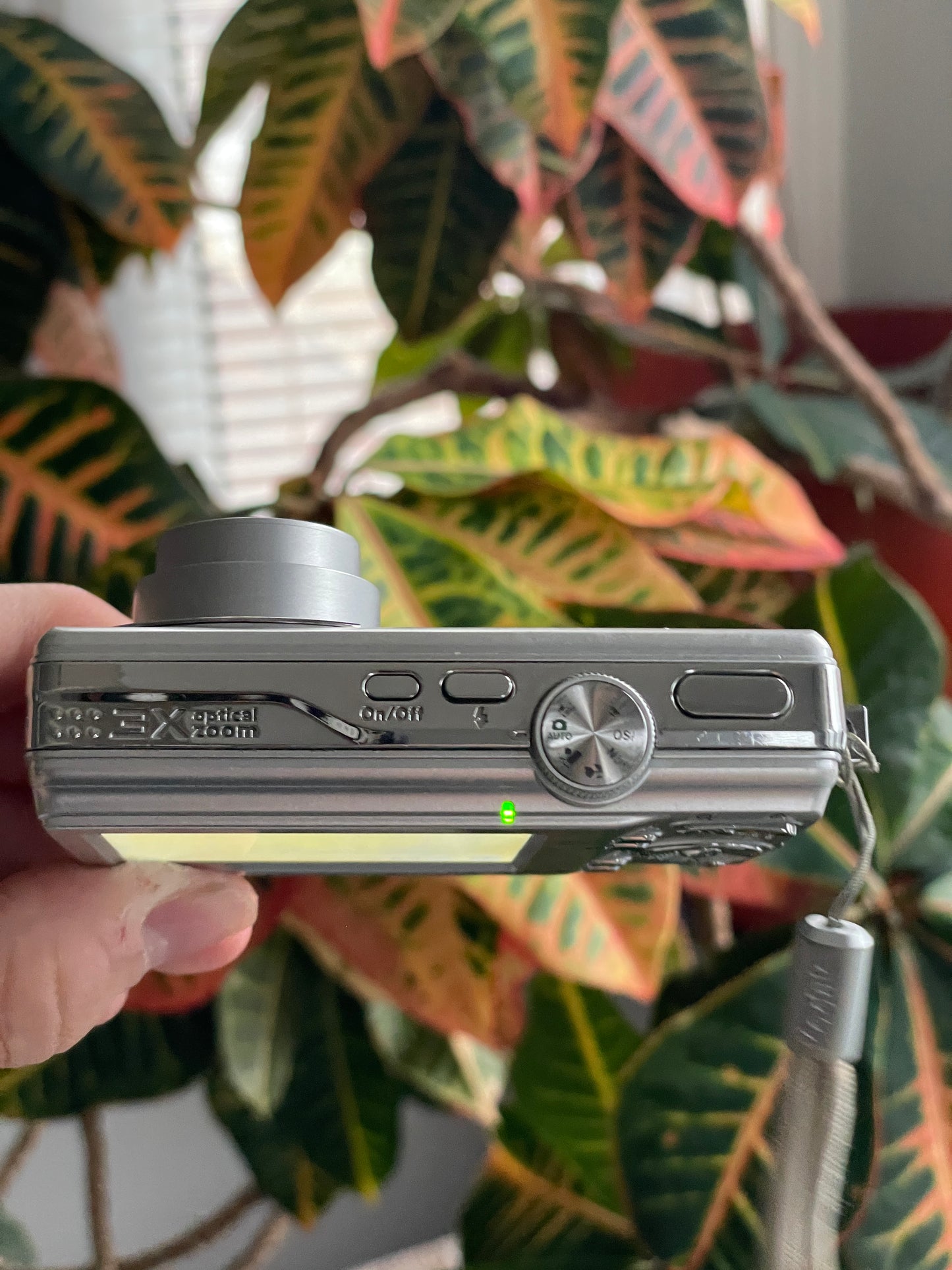 Kodak EasyShare MD853 8.2 MP Digital Camera Bundle - Silver