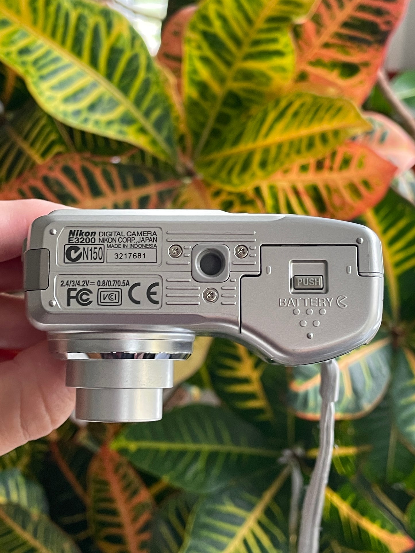 Nikon CoolPix 3200 3.2 MP Digital Camera Bundle - Silver