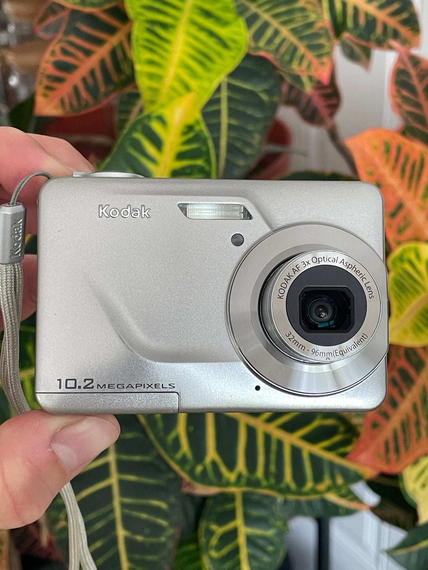 Kodak EasyShare C180 10.2 MP Digital Camera Bundle - Silver
