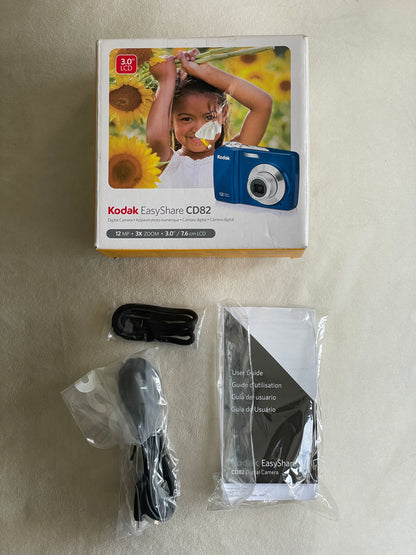 Kodak EasyShare CD82 12 MP Digital Camera Bundle - Blue (In Box)