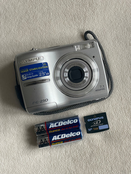 Olympus FE-210 7.1 MP Digital Camera Bundle - Silver