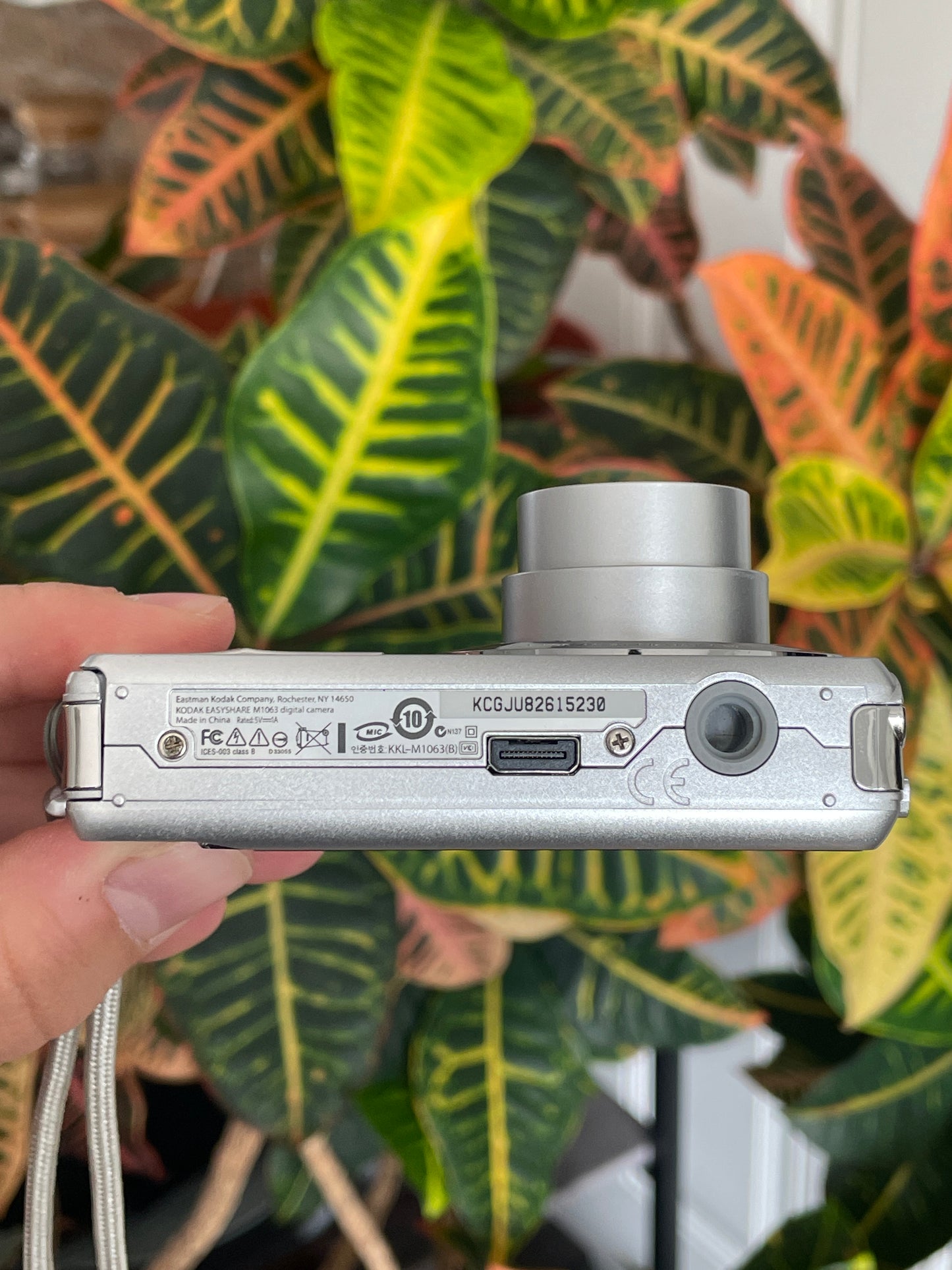 Kodak EasyShare M1063 10.3 MP Digital Camera Bundle - Silver