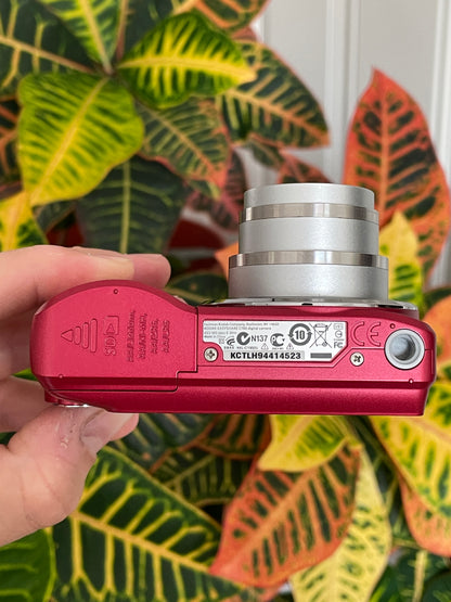 Kodak EasyShare C190 12 MP Digital Camera Bundle - Red