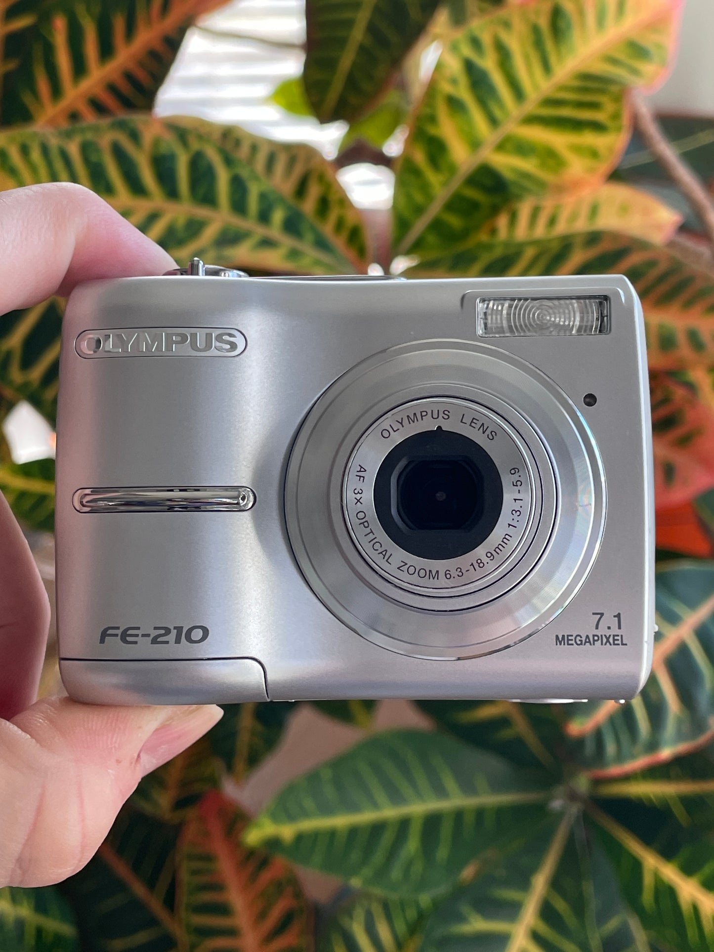 Olympus FE-210 7.1 MP Digital Camera Bundle - Silver - Complete in Box