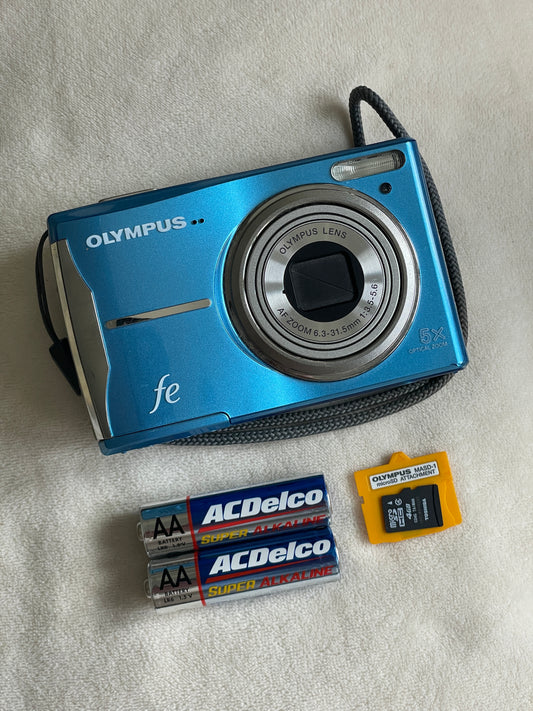 Olympus FE-46 12 MP Digital Camera Bundle - Blue