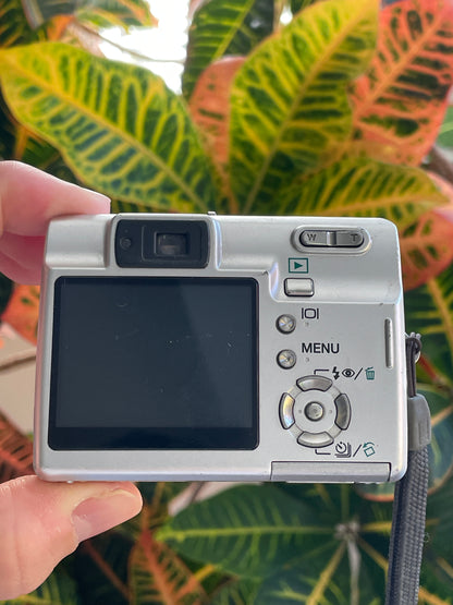 Dimage X50 5.0 MP Digital Camera