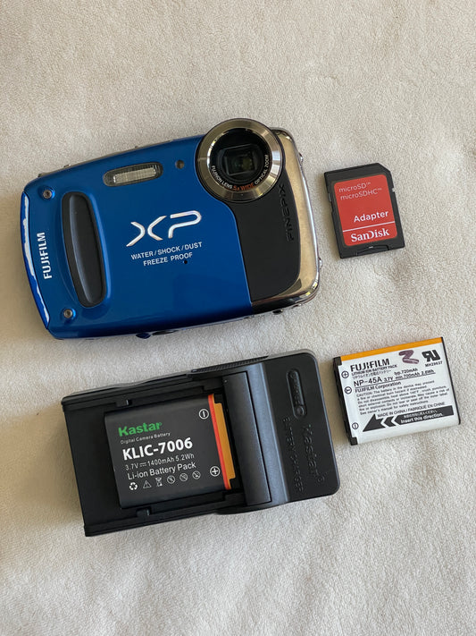 Fujifilm XP 55WM 14 MP Digital Camera Bundle - Blue
