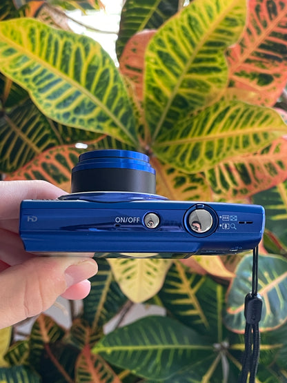 Canon PowerShot ELPH 150 IS 20 MP Digital Camera Bundle - Blue