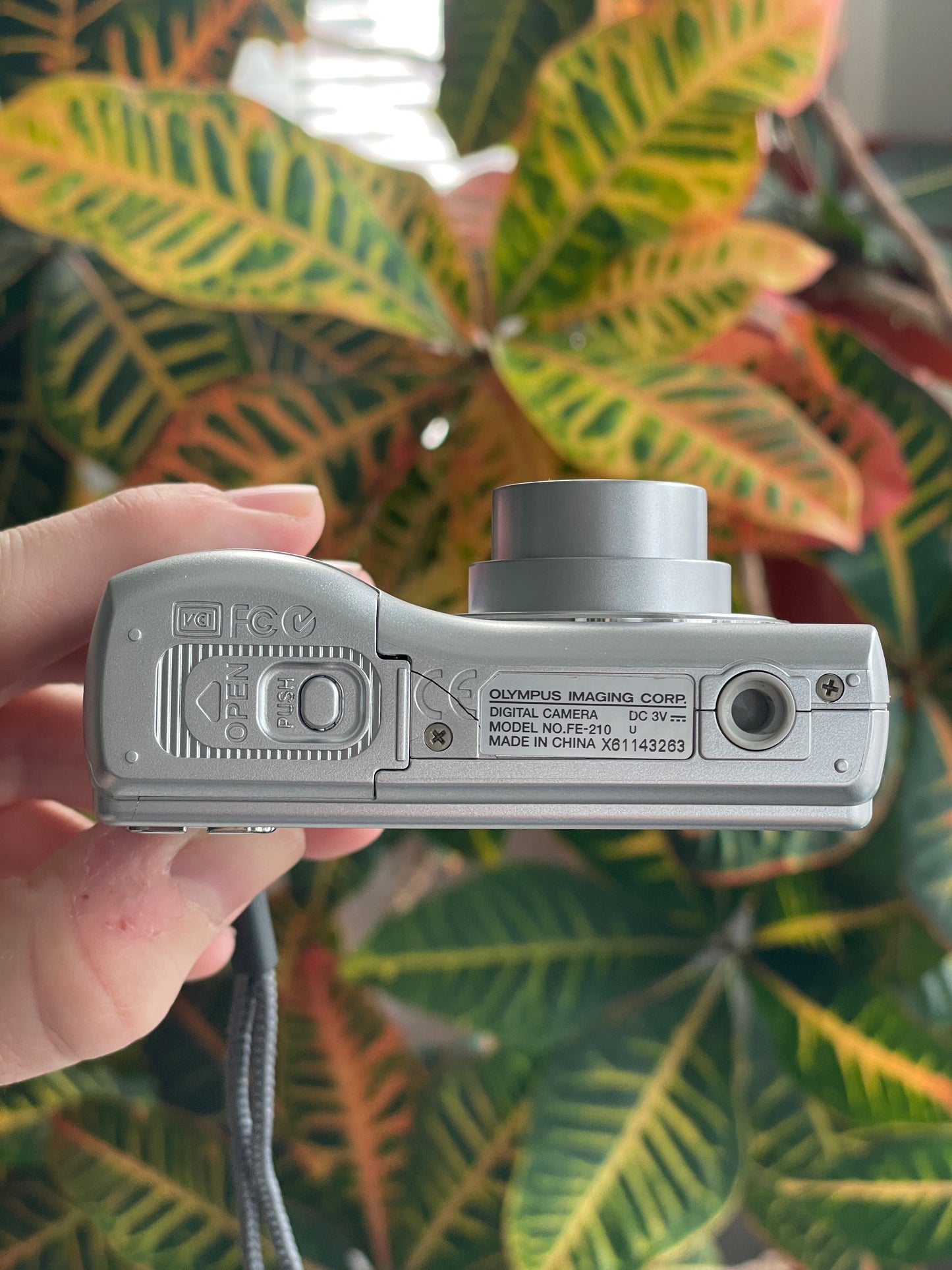 Olympus FE-210 7.1 MP Digital Camera Bundle - Silver