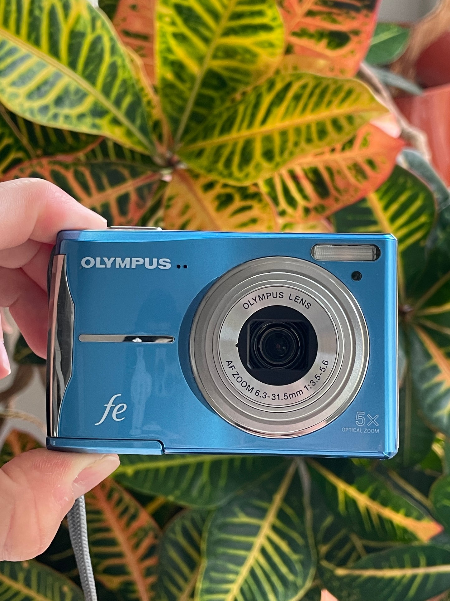 Olympus FE-46 12 MP Digital Camera Bundle - Blue