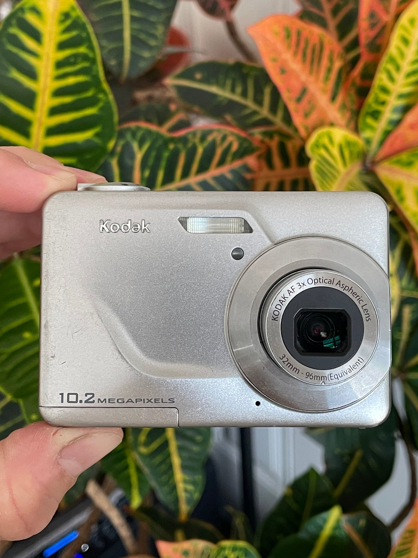 Kodak EasyShare C180 10.2 MP Digital Camera Bundle - Silver