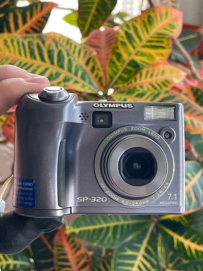 Olympus SP-320 7.1 MP Digital Camera Bundle - Gray - Original Box