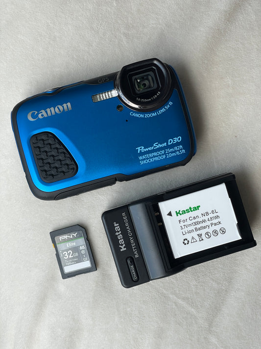 Canon PowerShot D30 12.1 MP Digital Camera Bundle - Blue