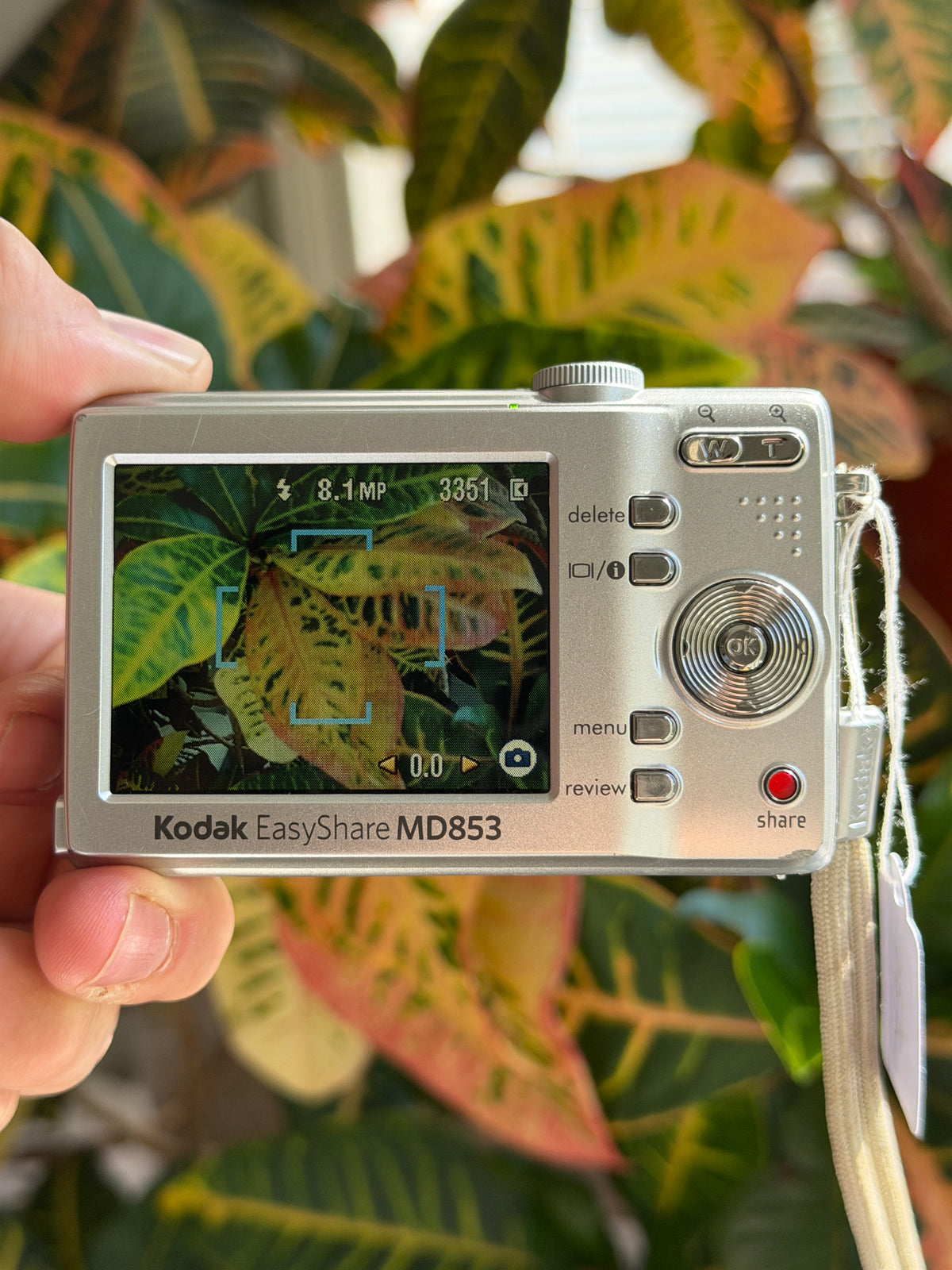Kodak EasyShare MD853 8.2 MP Digital Camera Bundle - Silver
