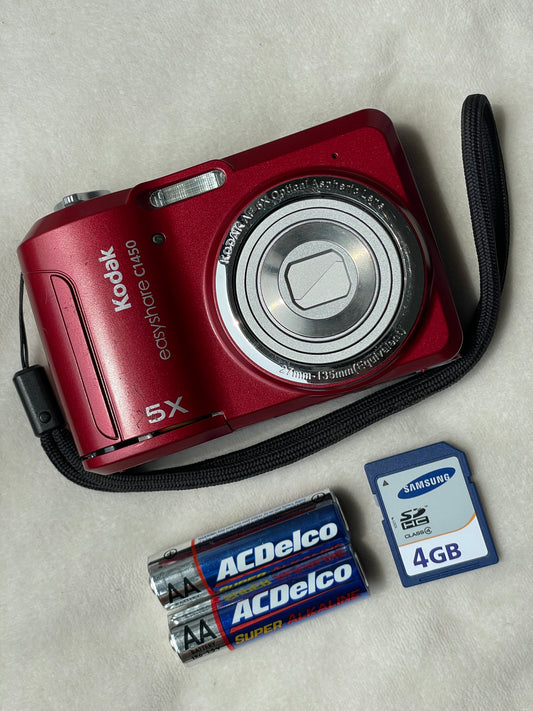 Kodak EasyShare C1450 14 MP Digital Camera Bundle - Red