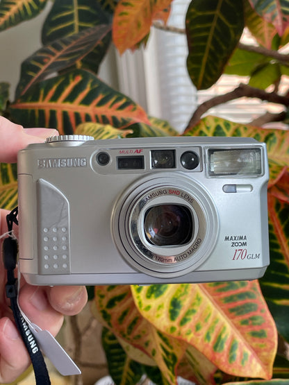 Samsung Maxima Zoom 170 GLM 35mm Film Camera Bundle