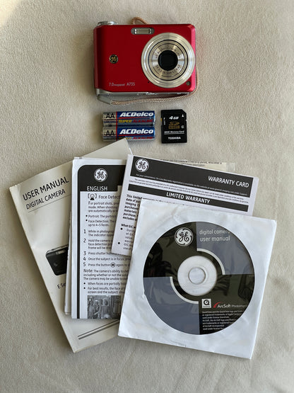GE A735 7.0 MP Digital Camera Bundle - Red