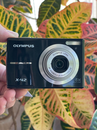 Olympus X-42 12 MP Digital Camera Bundle - Black - In Box