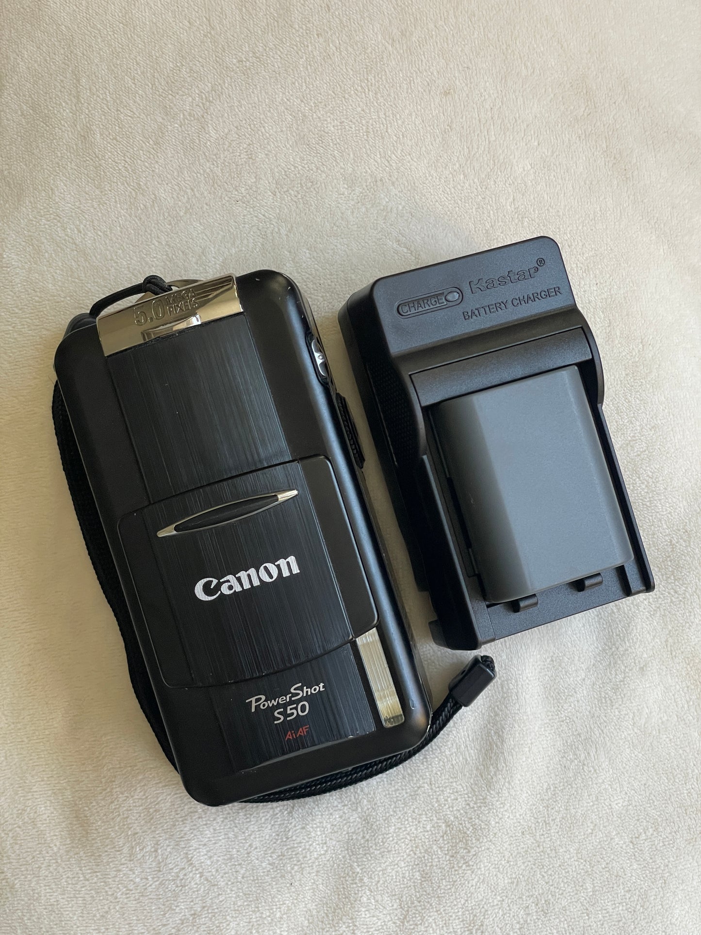 Canon PowerShot S50 5 MP Digital Camera Bundle - Black