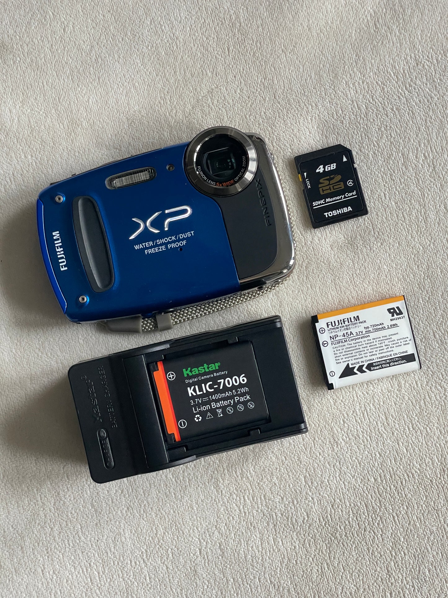 Fujifilm FinePix XP55WM 14 MP Digital Camera Bundle - Blue