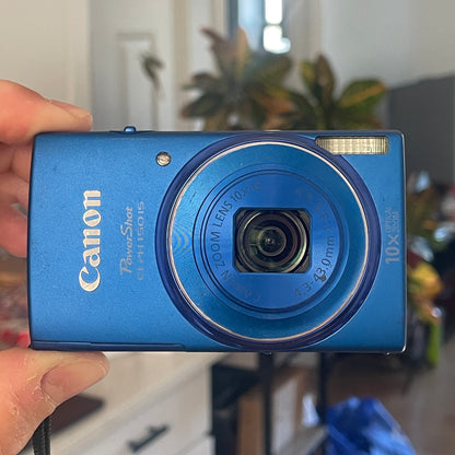Canon PowerShot ELPH 150 IS 20.0 MP Camera Bundle - Blue