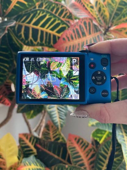 Canon PowerShot ELPH 115 IS 16 MP Digital Camera - Blue