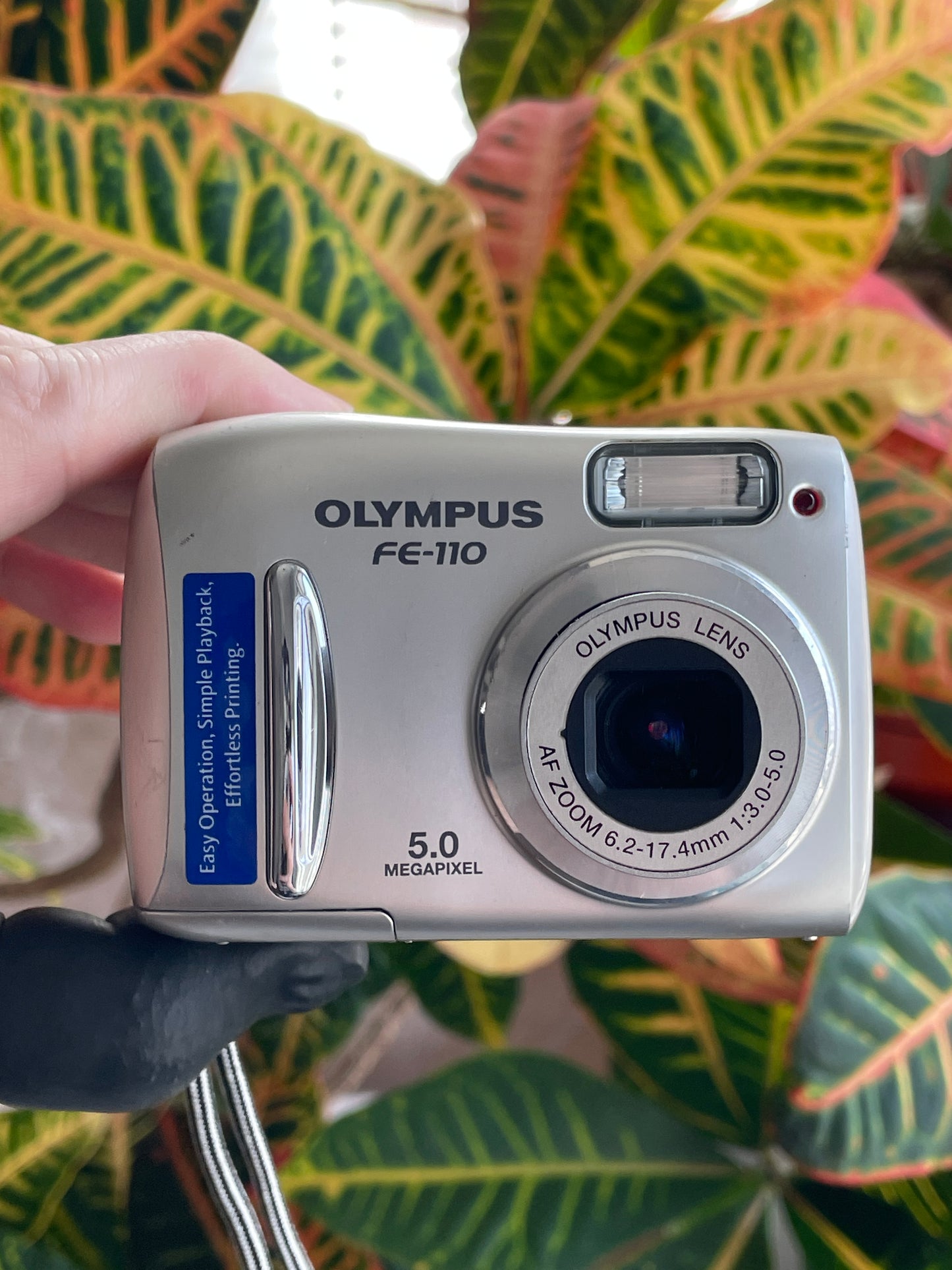 Olympus FE-110 5.0 MP Digital Camera Bundle - Silver
