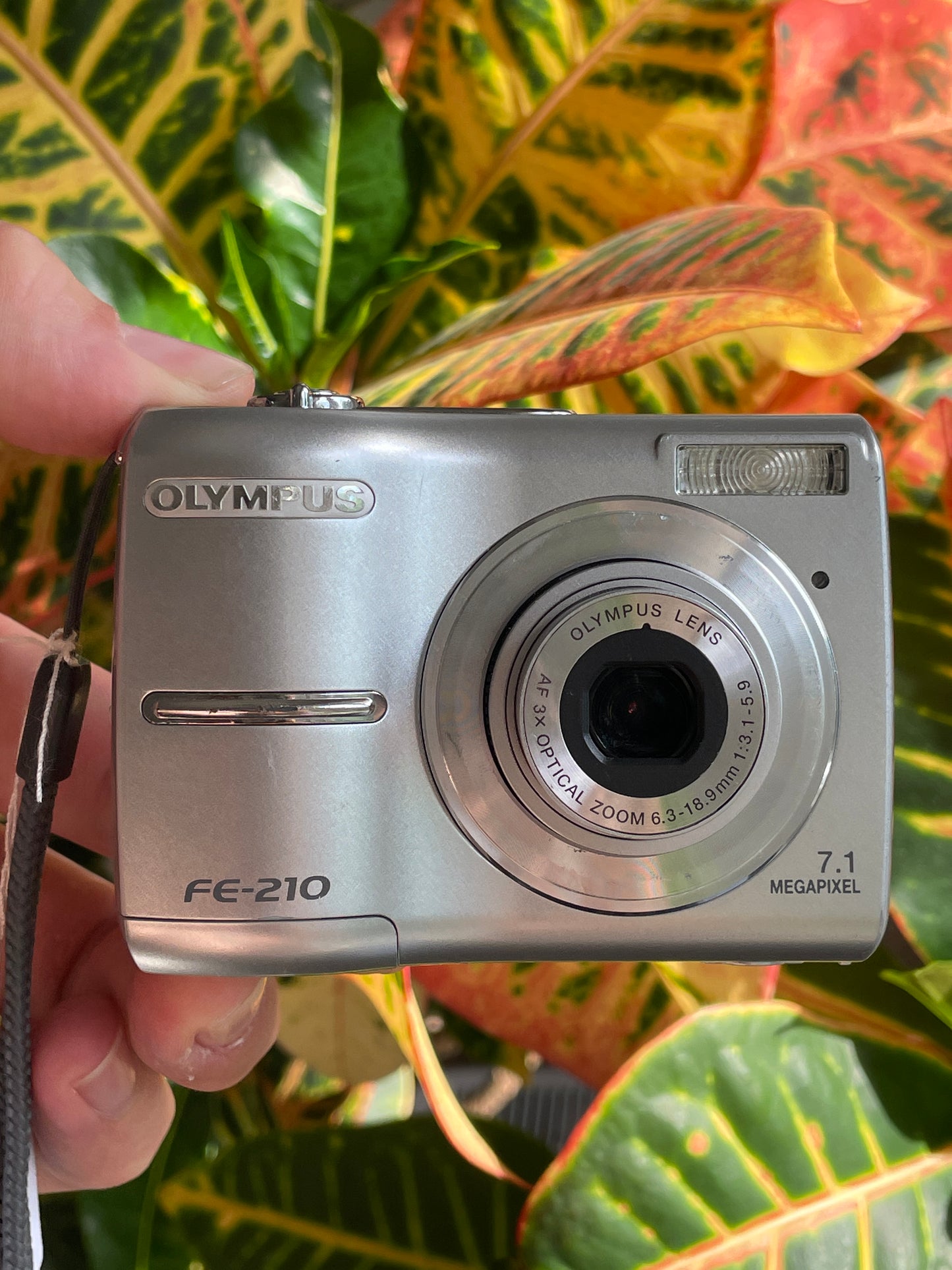 Olympus FE-210 7.1 MP Digital Camera Bundle - Silver