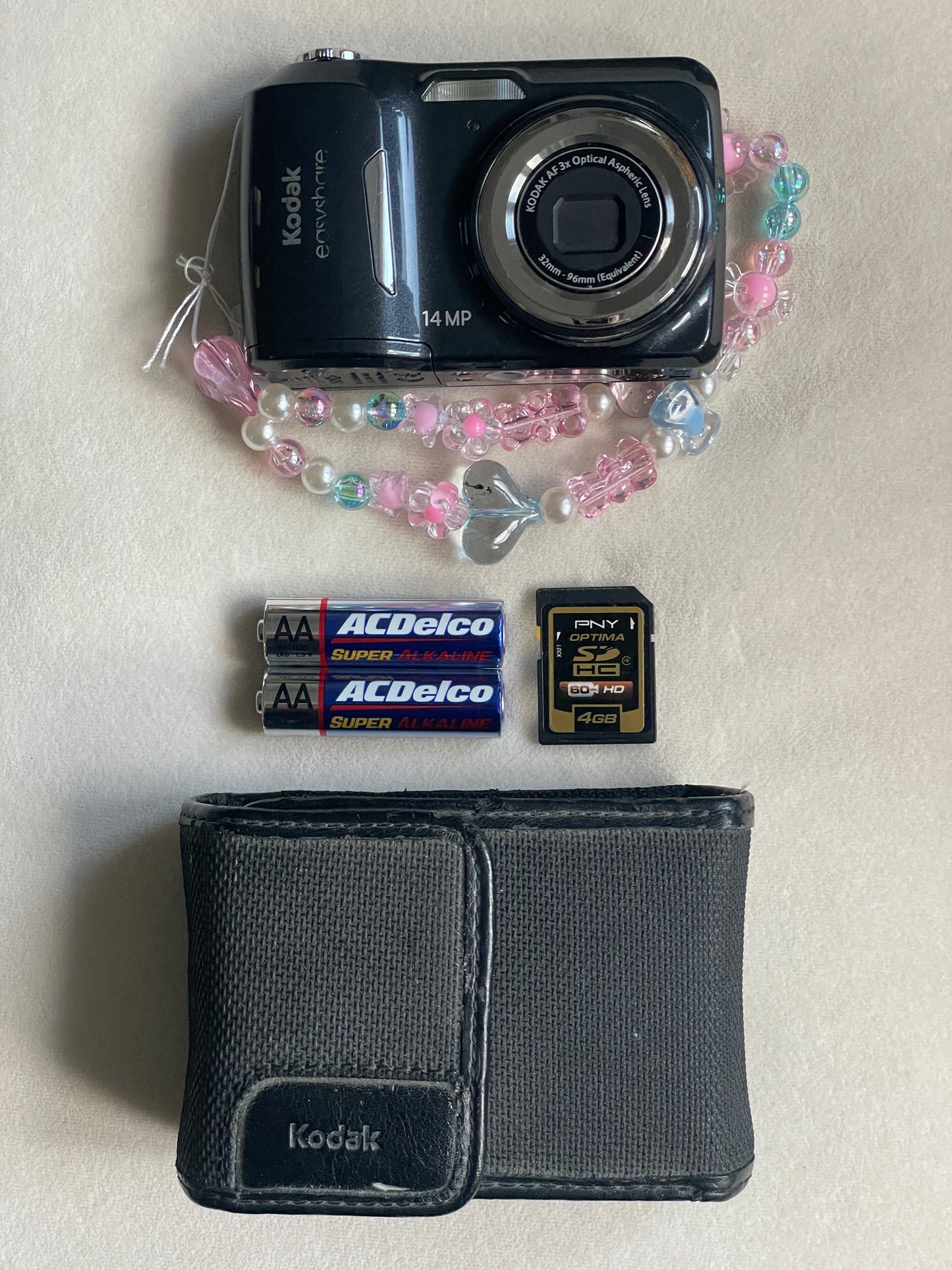 Kodak EasyShare CD153 14 MP Digital Camera Bundle - Navy Blue