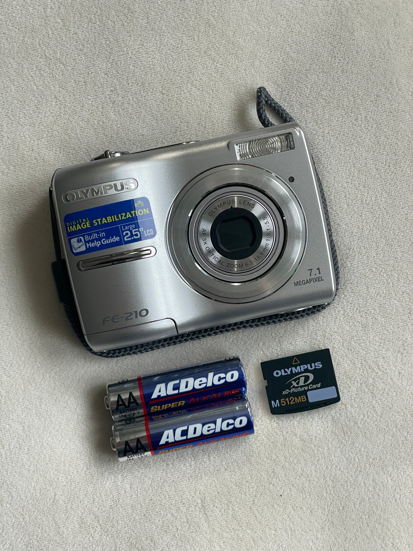 Olympus FE-210 7.1 MP Digital Camera Bundle - Silver