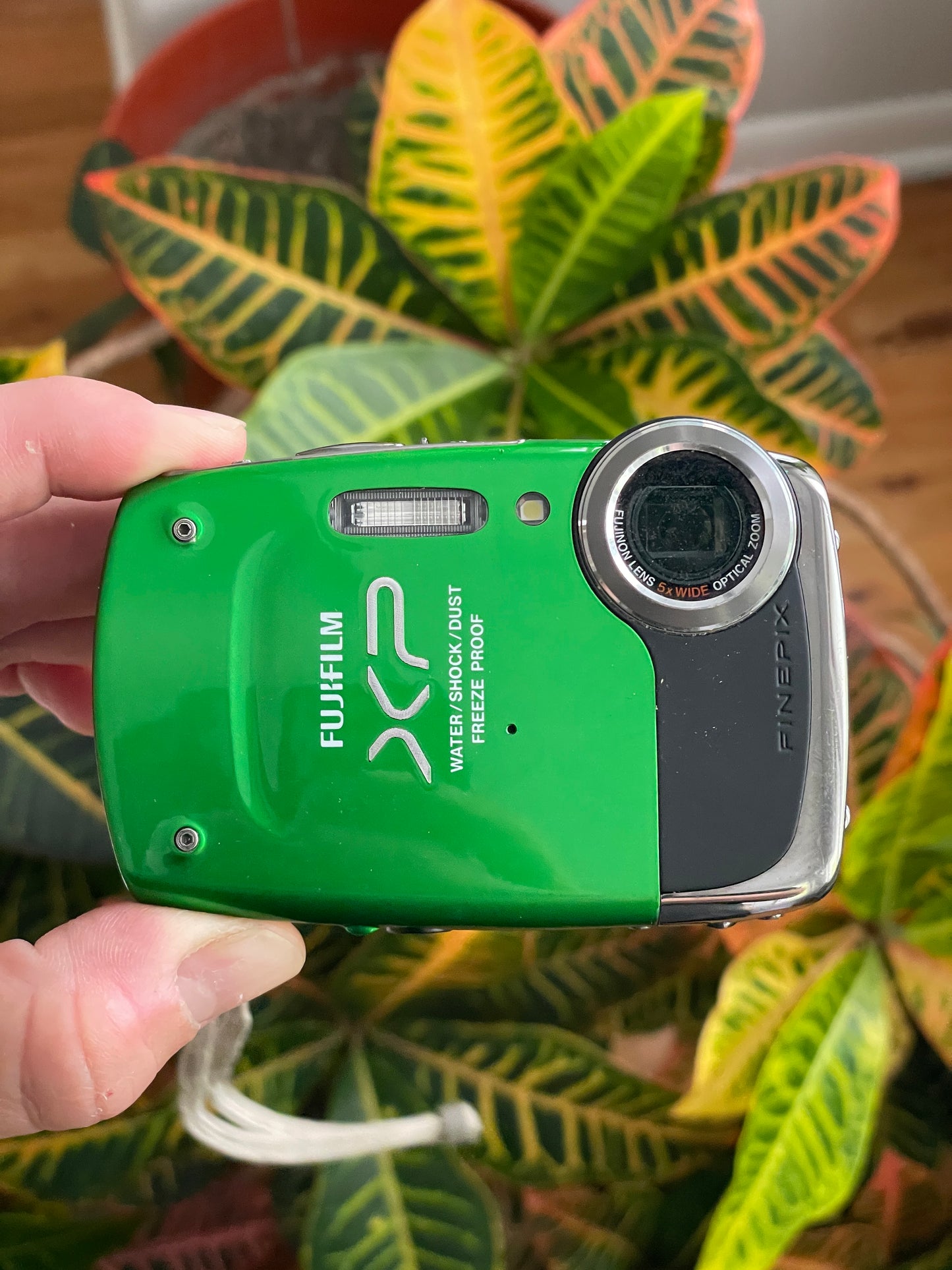 Fujifilm FinePix XP20 14 MP Digital Camera Bundle - Green