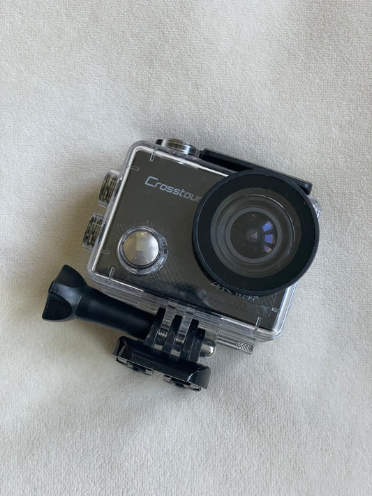 Crosstour 4k Action Camera w/ battery and protective case