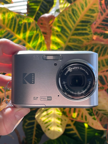 Kodak PixPro FZ45 16 MP Digital Camera Bundle - Complete in Box