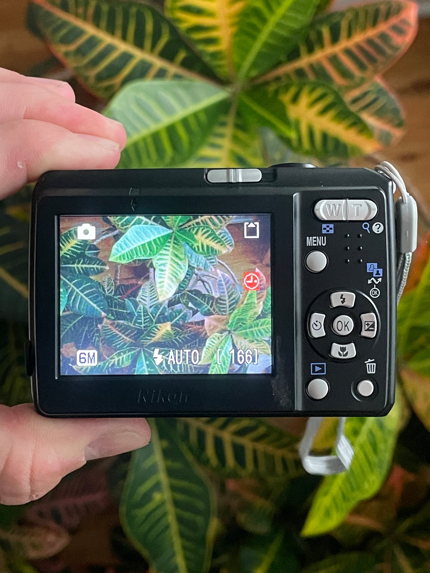 Nikon CoolPix L1 6.2 MP Digital Camera Bundlfe - Black