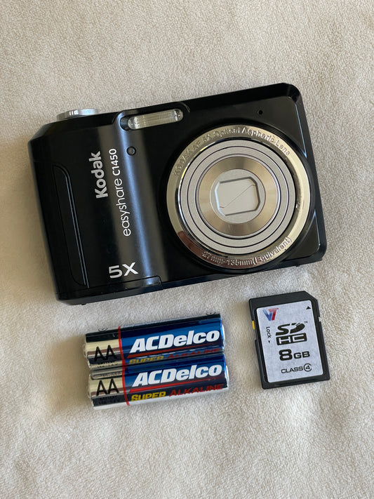 Kodak EasyShare C1450 14 MP Digital Camera Bundle - Black