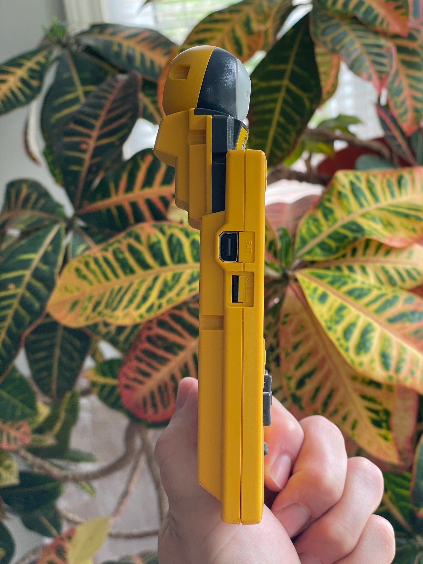 GameBoy Pocket - Yellow w/ Yellow Camera