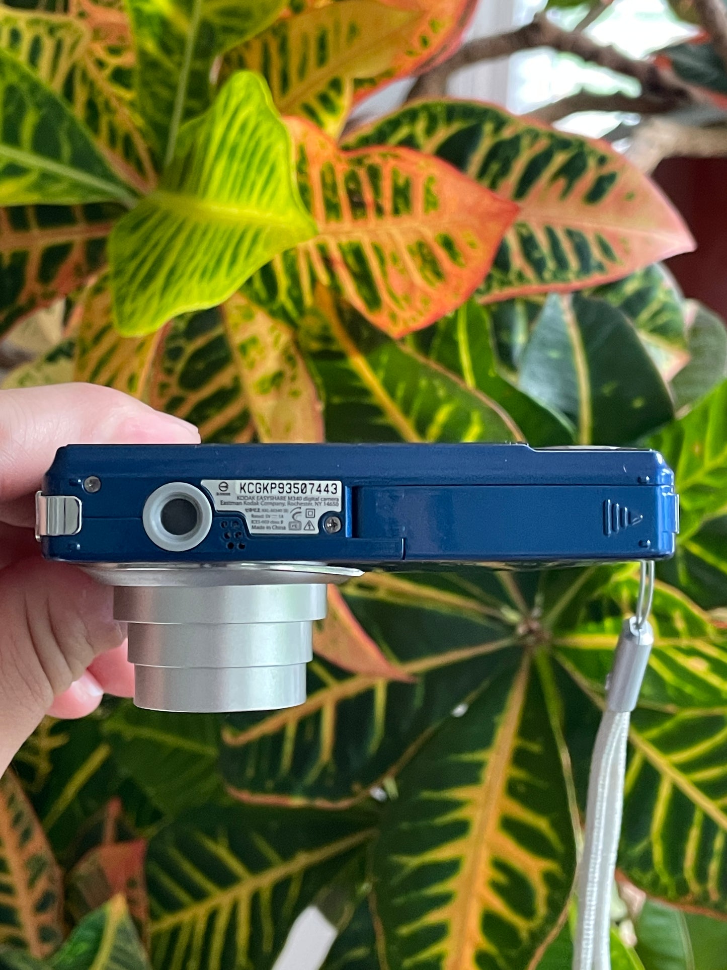 Kodak EasyShare M340 10.2 MP Digital Camera Bundle - Blue