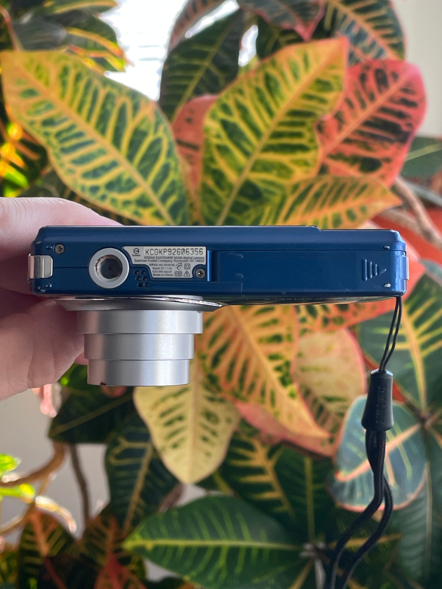 Kodak EasyShare M340 10.2 MP Digital Camera Bundle - Blue