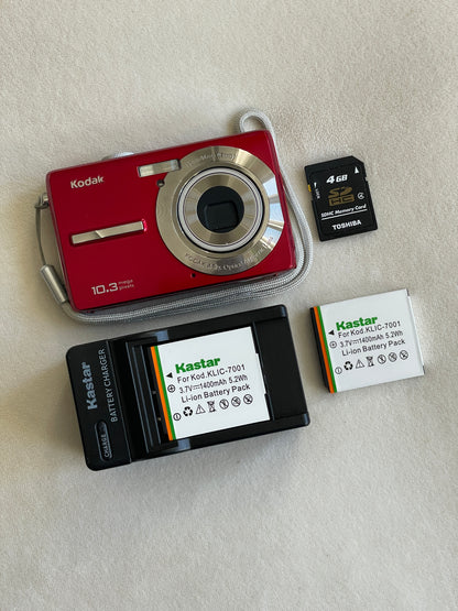 Kodak EasyShare MX1063 10.3 MP Digital Camera Bundle - Candy Red