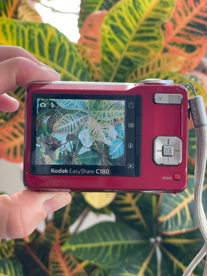 Kodak EasyShare C180 10.2 MP Digital Camera Bundle - Red