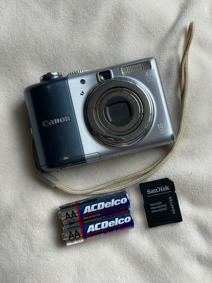 Canon PowerShot A1000 IS 10 MP Digital Camera Bundle