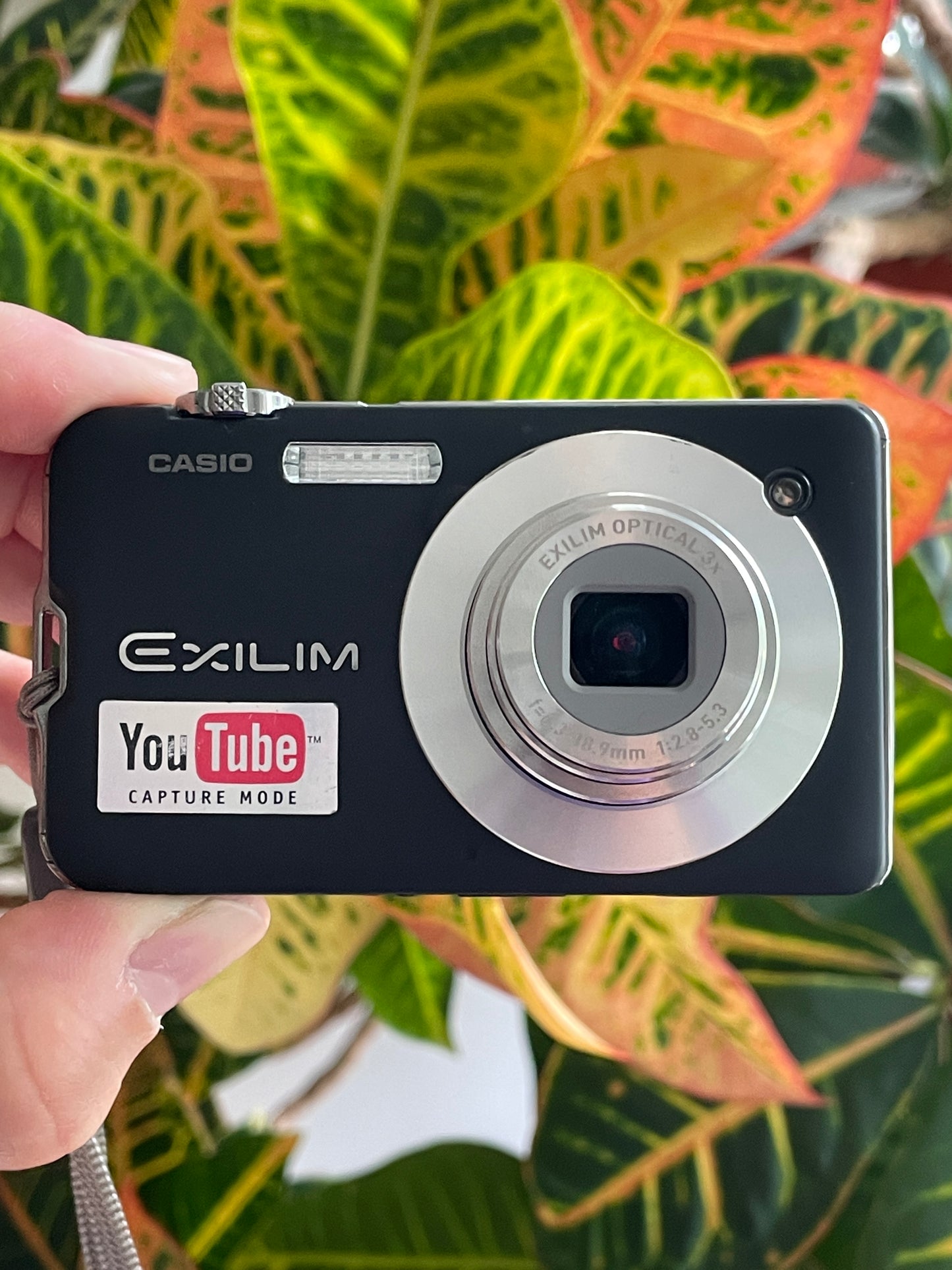 Casio Exilim EX-S10 10.1 MP Digital Camera Bundle - Black