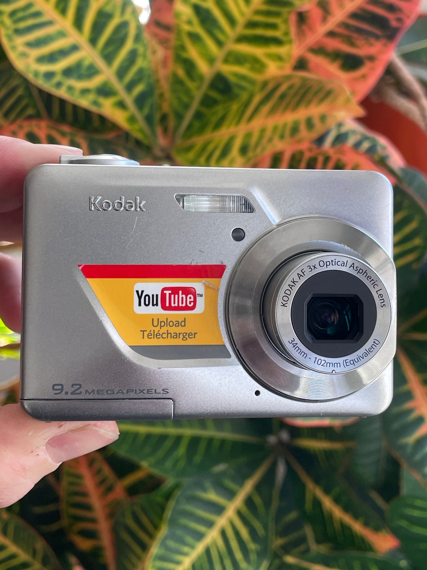 Kodak EasyShare C160 9.2 MP Digital Camera Bundle - Silver